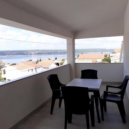 Apartmani Grumf Gornji Karin Luaran gambar