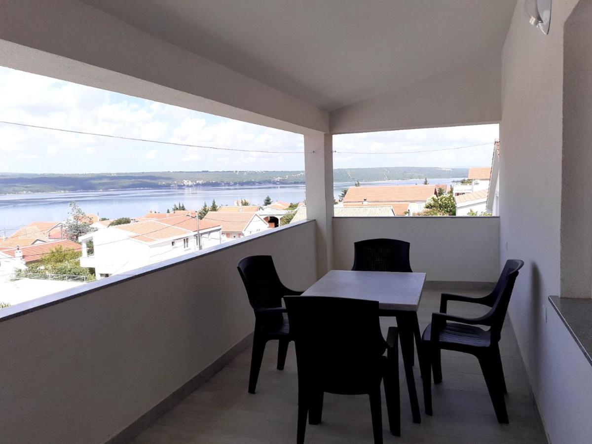 Apartmani Grumf Gornji Karin Luaran gambar